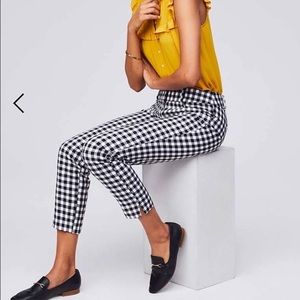 Ann Taylor black and white gingham cropped pants with ruffle pocket trim